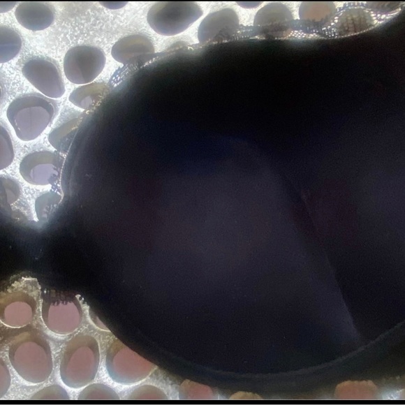 NWT Victoria Secret very sexy push up metallic foiled bra - Picture 11 of 11